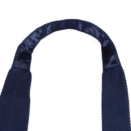 Classy Men Solid Navy Blue Knitted Tie