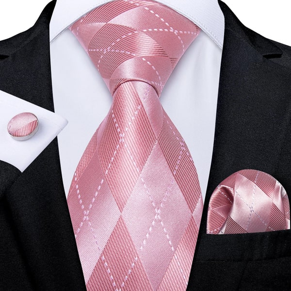 Pink tie with argyle pattern