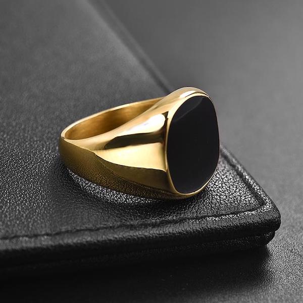 Gold stainless steel ring with round black stone