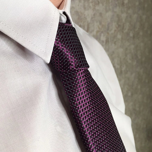 Classy Men Skinny Purple Tie
