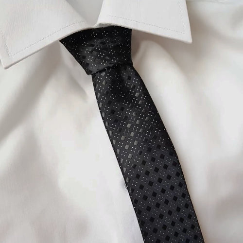 Classy Men Skinny Black Dotted Tie