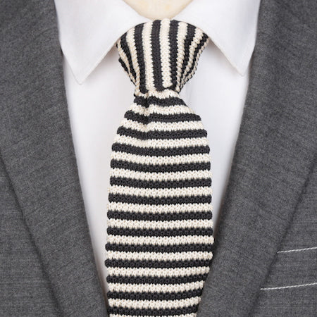 Classy Men White Brown Knitted Tie