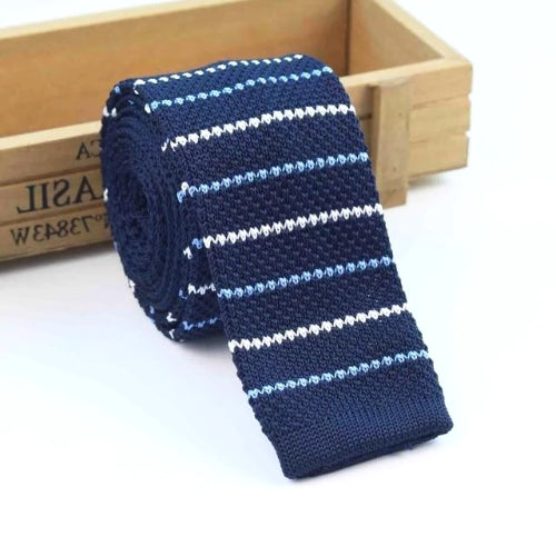 Classy Men Blue Thin Striped Square Knit Tie