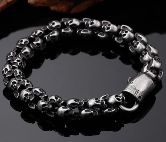 Classy Men Stainless Steel Skull Chain Bracelet